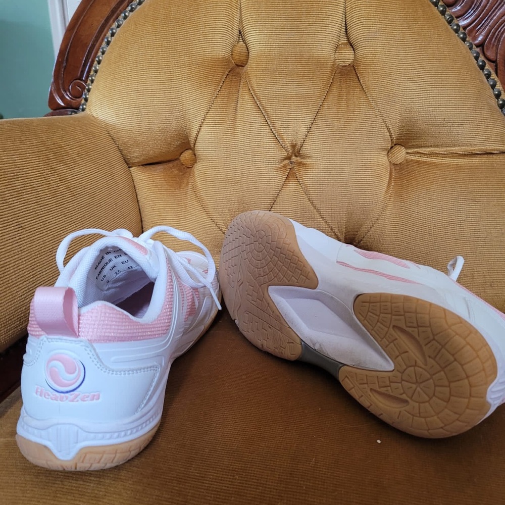 Pickle Ball shoes - Picture 3 of 5
